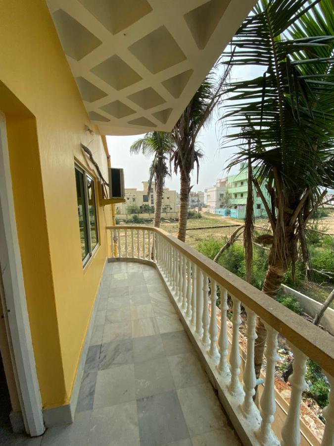 Hotel Aavaas Puri Bagian luar foto