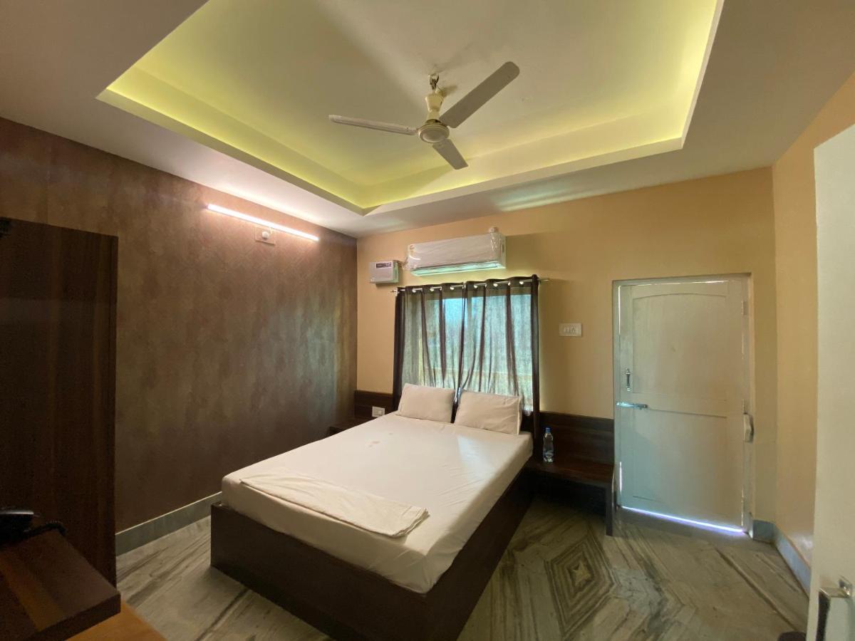 Hotel Aavaas Puri Bagian luar foto
